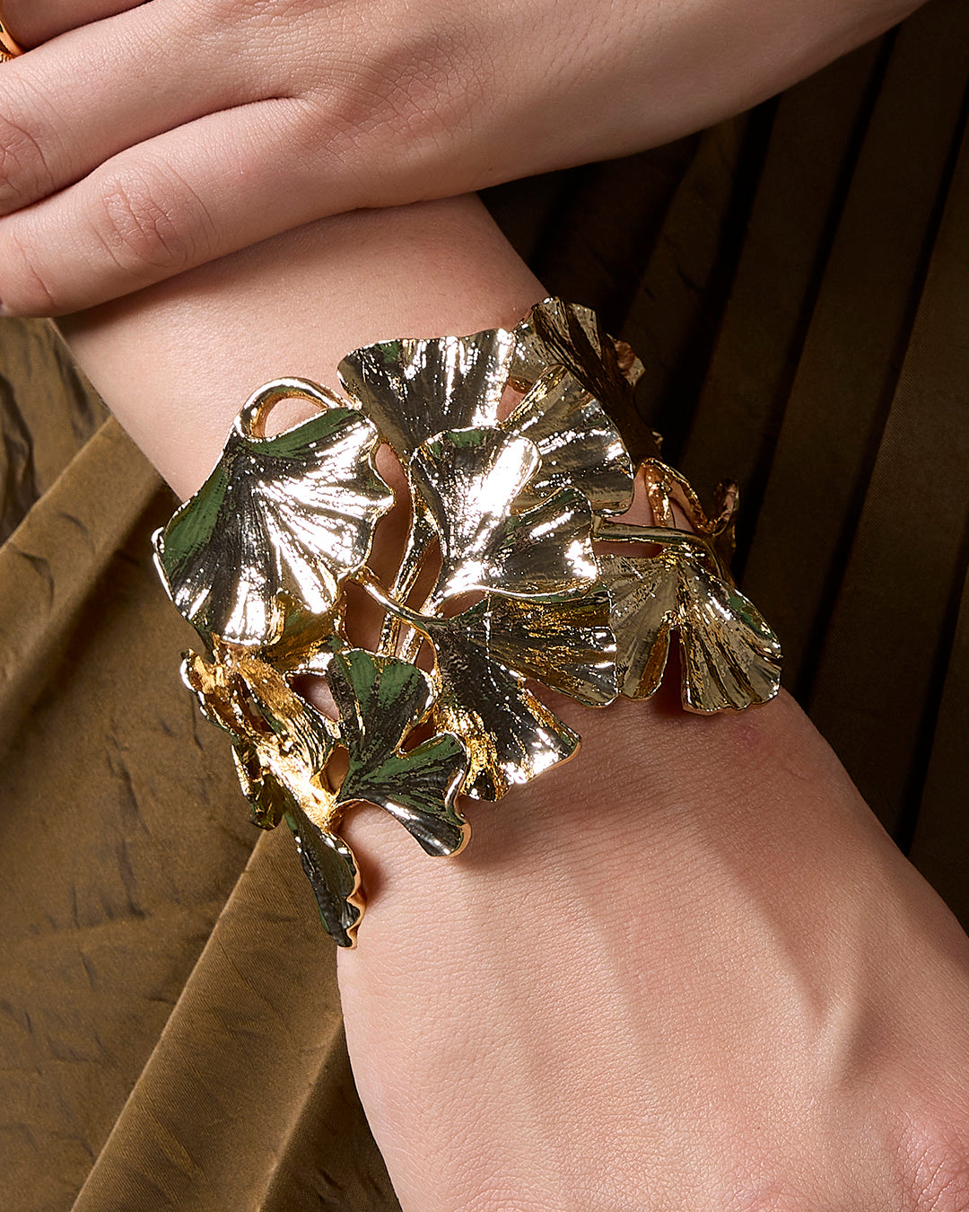 Petal Gild Bracelet