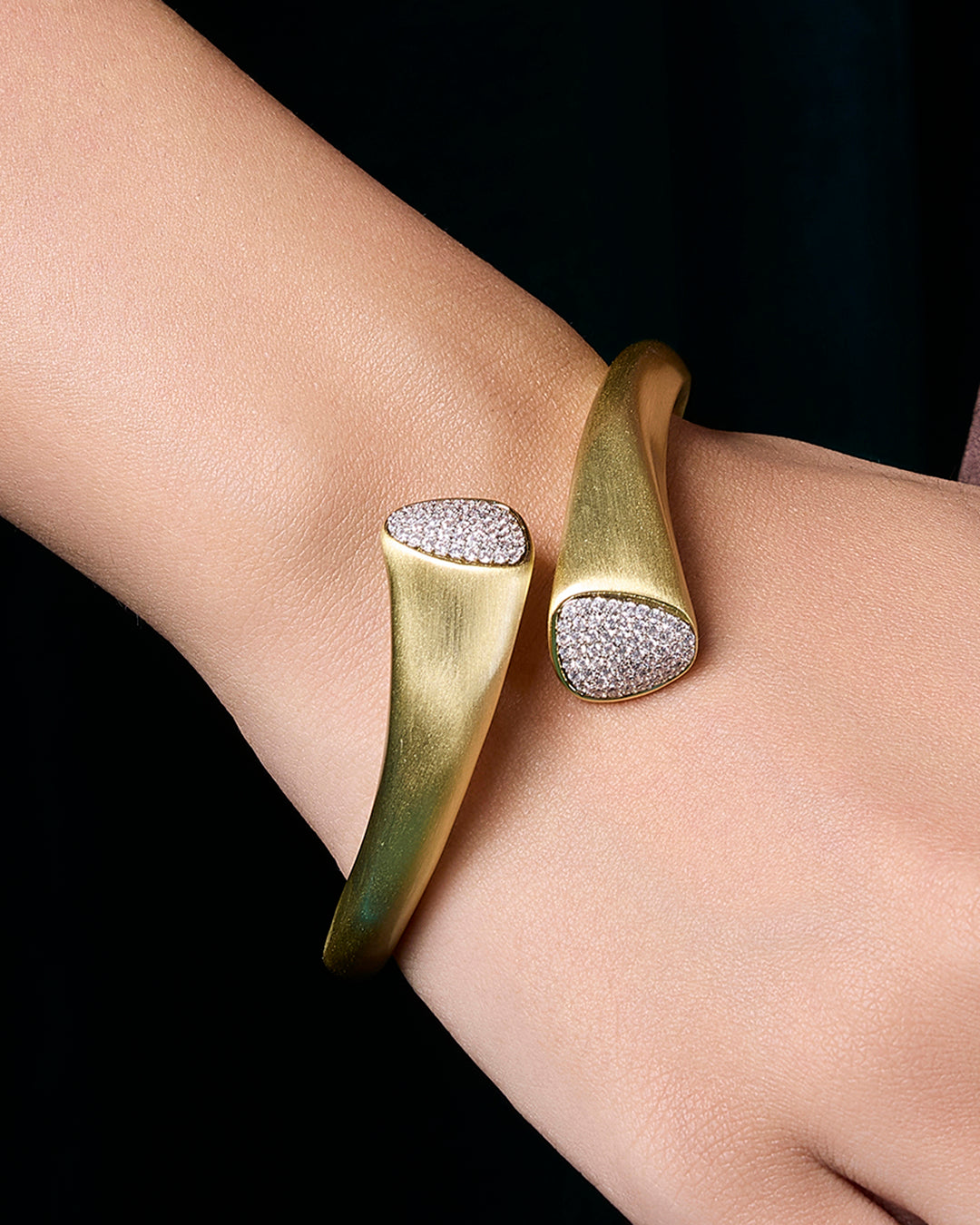 Rosette Orbit Bracelet