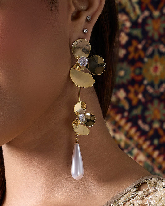 Champagne Petal Drops