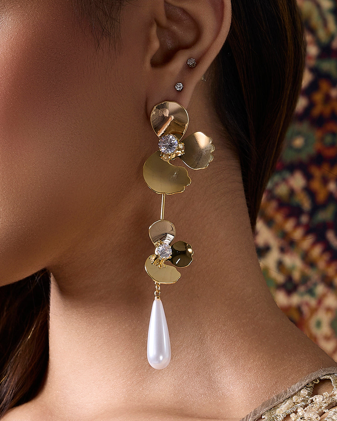 Champagne Petal Drops